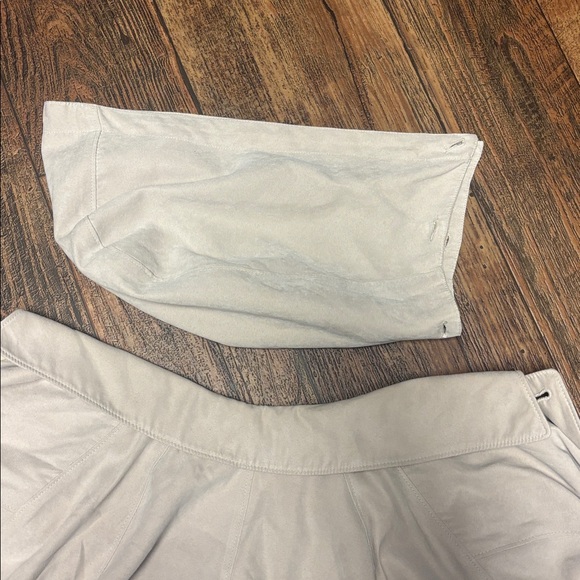 London Fog Women's Beige Trench Coat - Picture 13 of 15